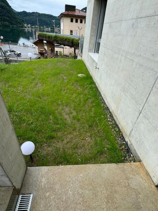 Neue Gartenwohnung Mit Sicht Auf Den Luganersee Ponte Tresa Exteriér fotografie